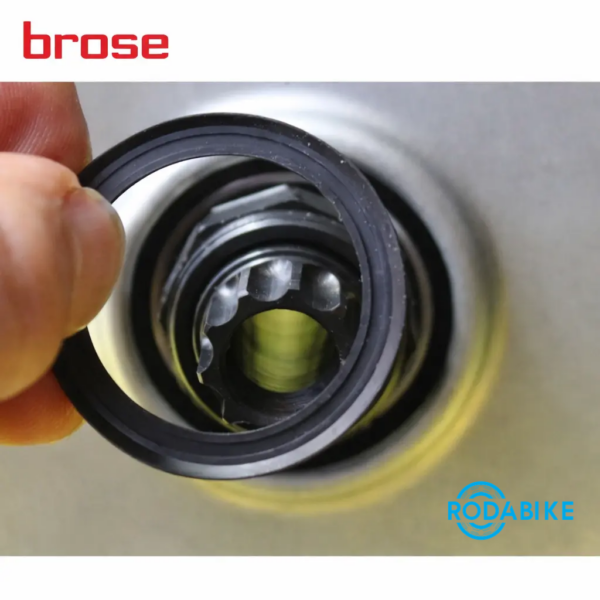 Reten BROSE para el rodaniento del lado del plato plb20145